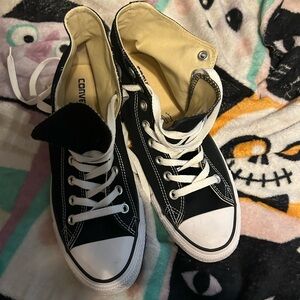 Brand new converse women’s 10 or men’s 8.5